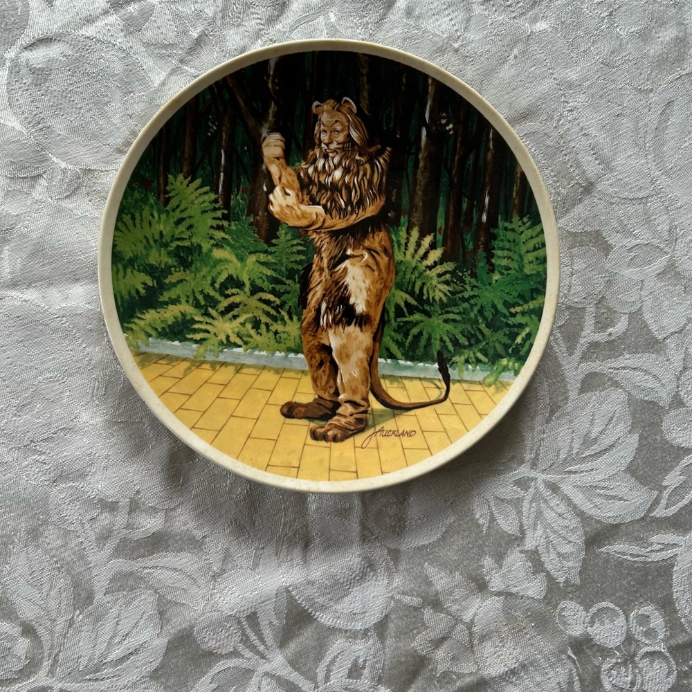 Wizard of Oz numbered Decorative Plate